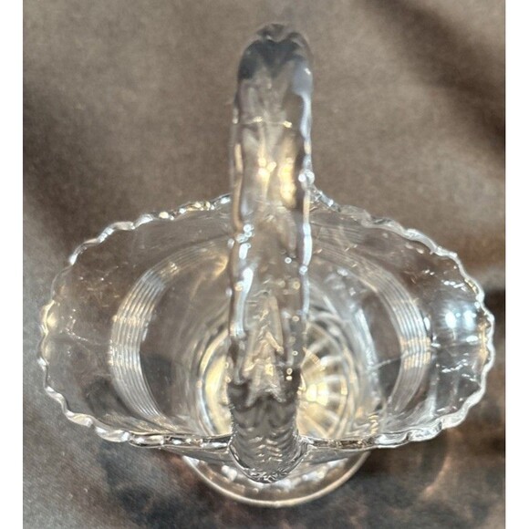 Antique Duncan & Miller Cut Glass Bridal Basket with Detailed  Etched Flowers - Picture 2 of 15